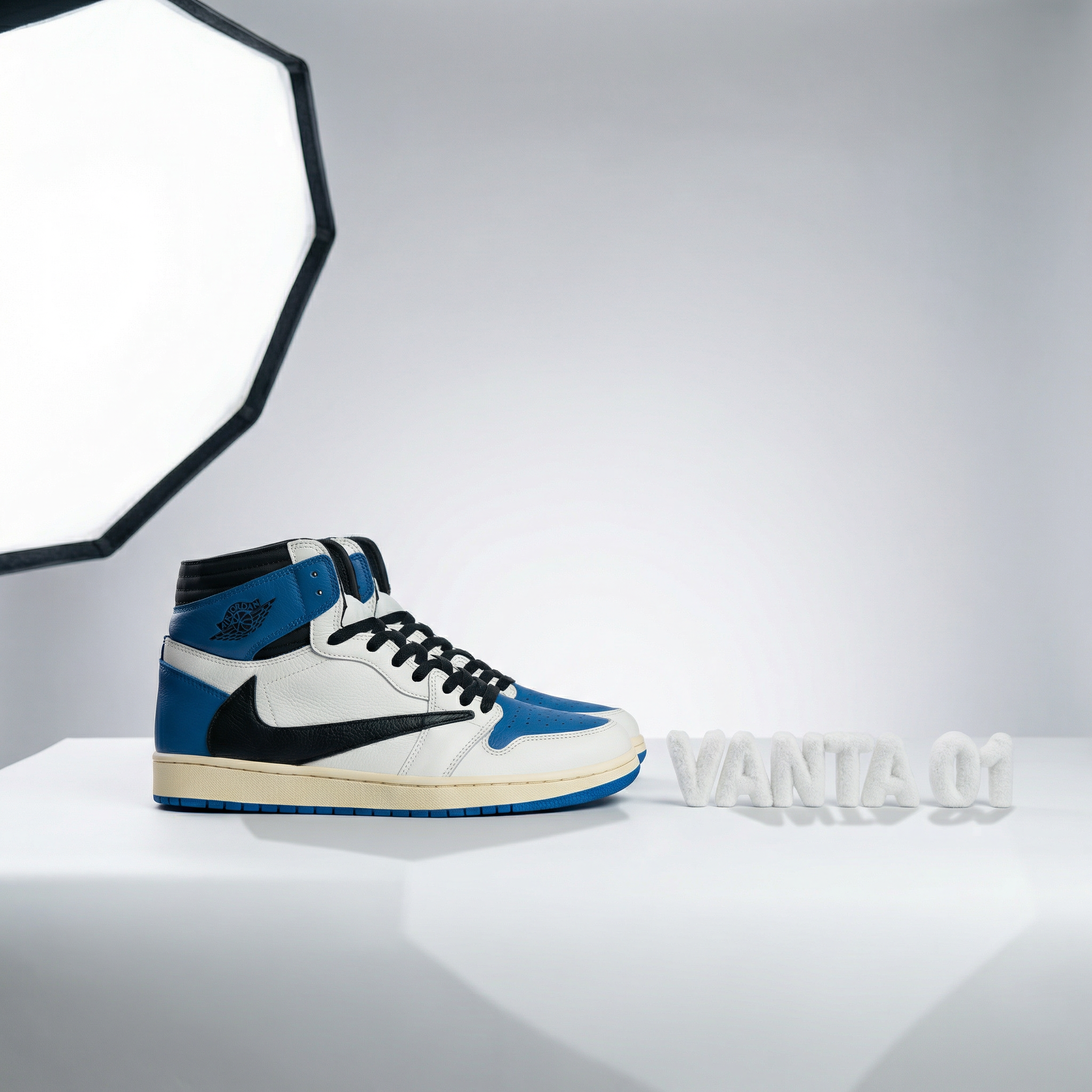 FRAGMENT DESIGN X TRAVIS SCOTT X AIR JORDAN 1 RETRO HIGH - Image 2