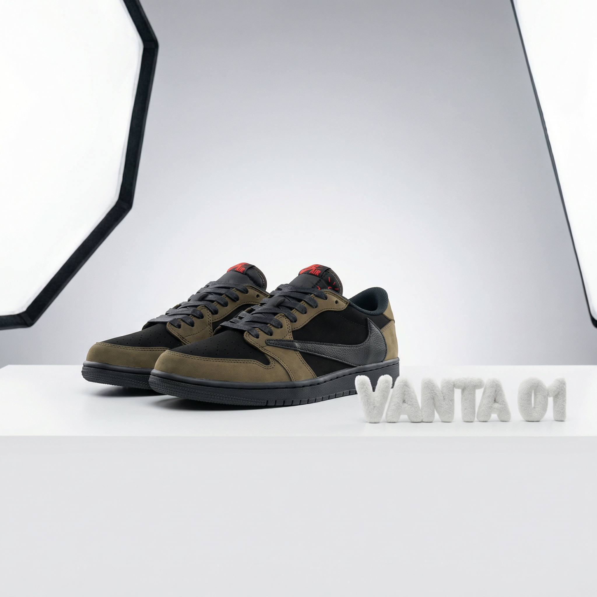 Travis Scott x Air Jordan 1 Low OG "Brown" - Image 2