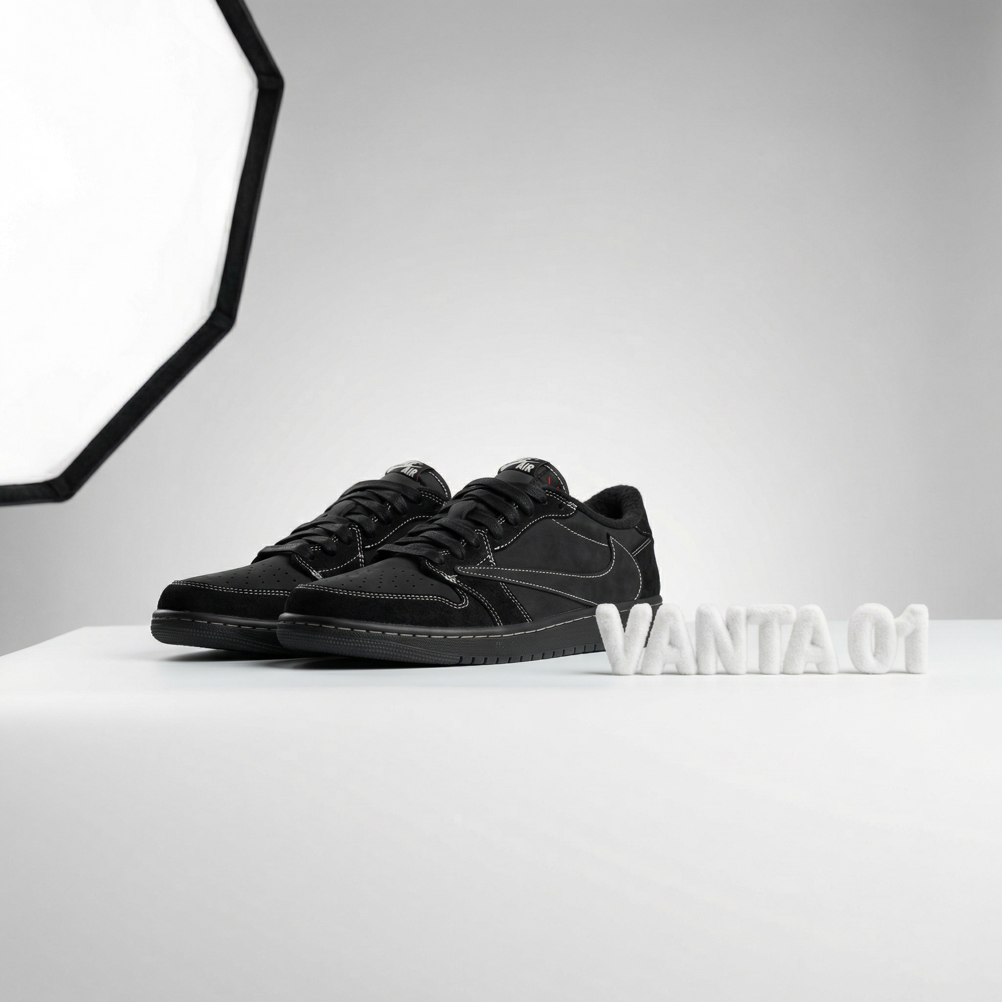Little Kids' Travis Scott x Air Jordan 1 Retro Low 'Black Phantom' - Image 2